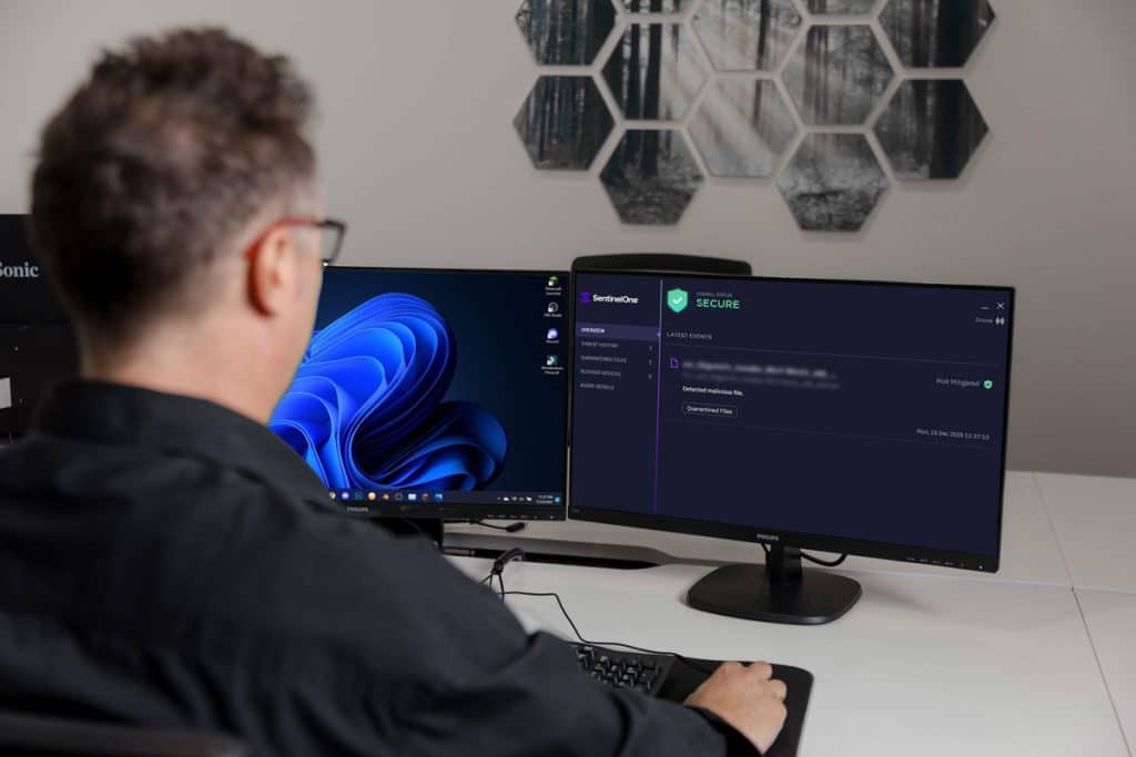 IT Leaders engineer monitoring endpoint threats using SentinelOne